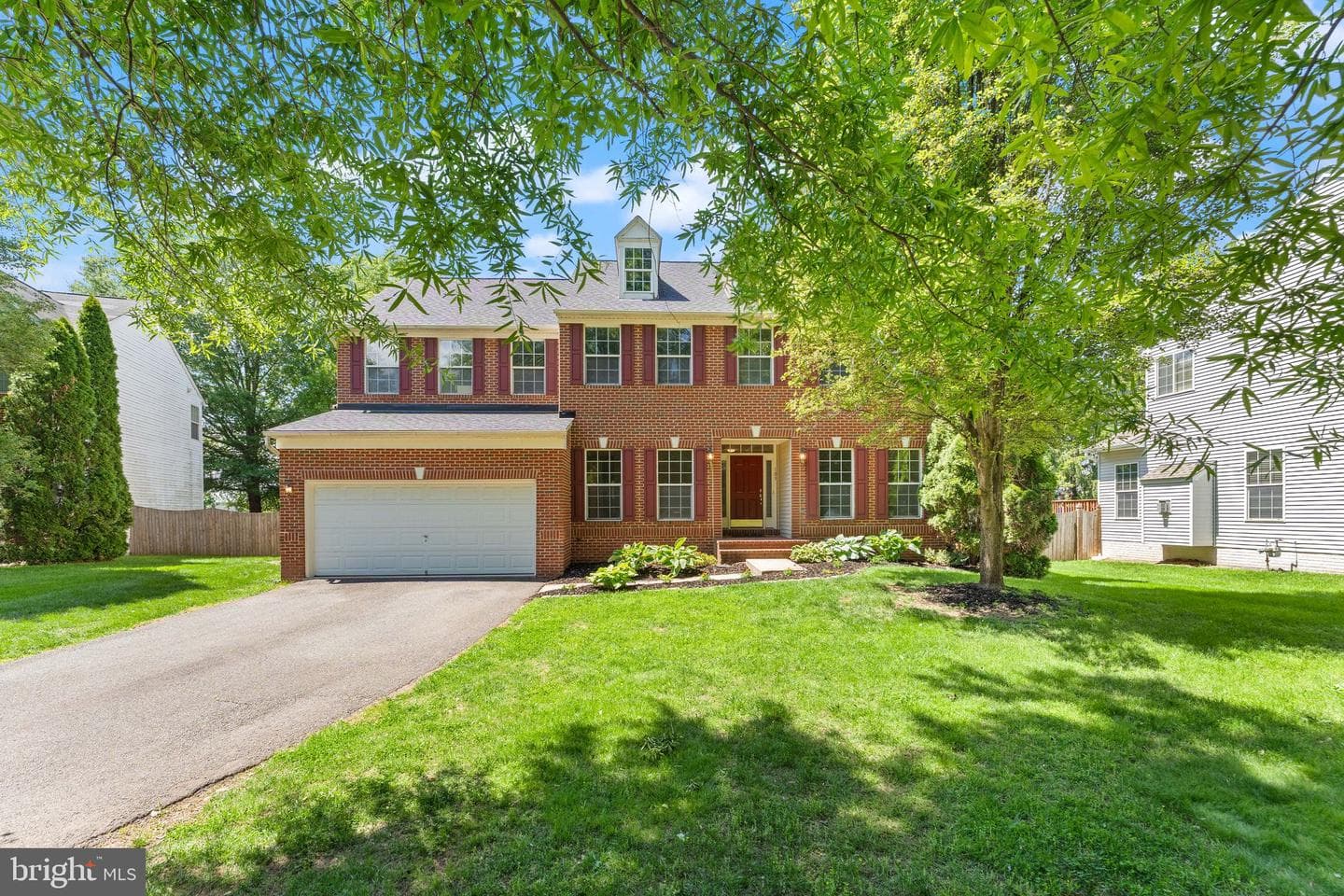 103 Bournville Court SE photo 3