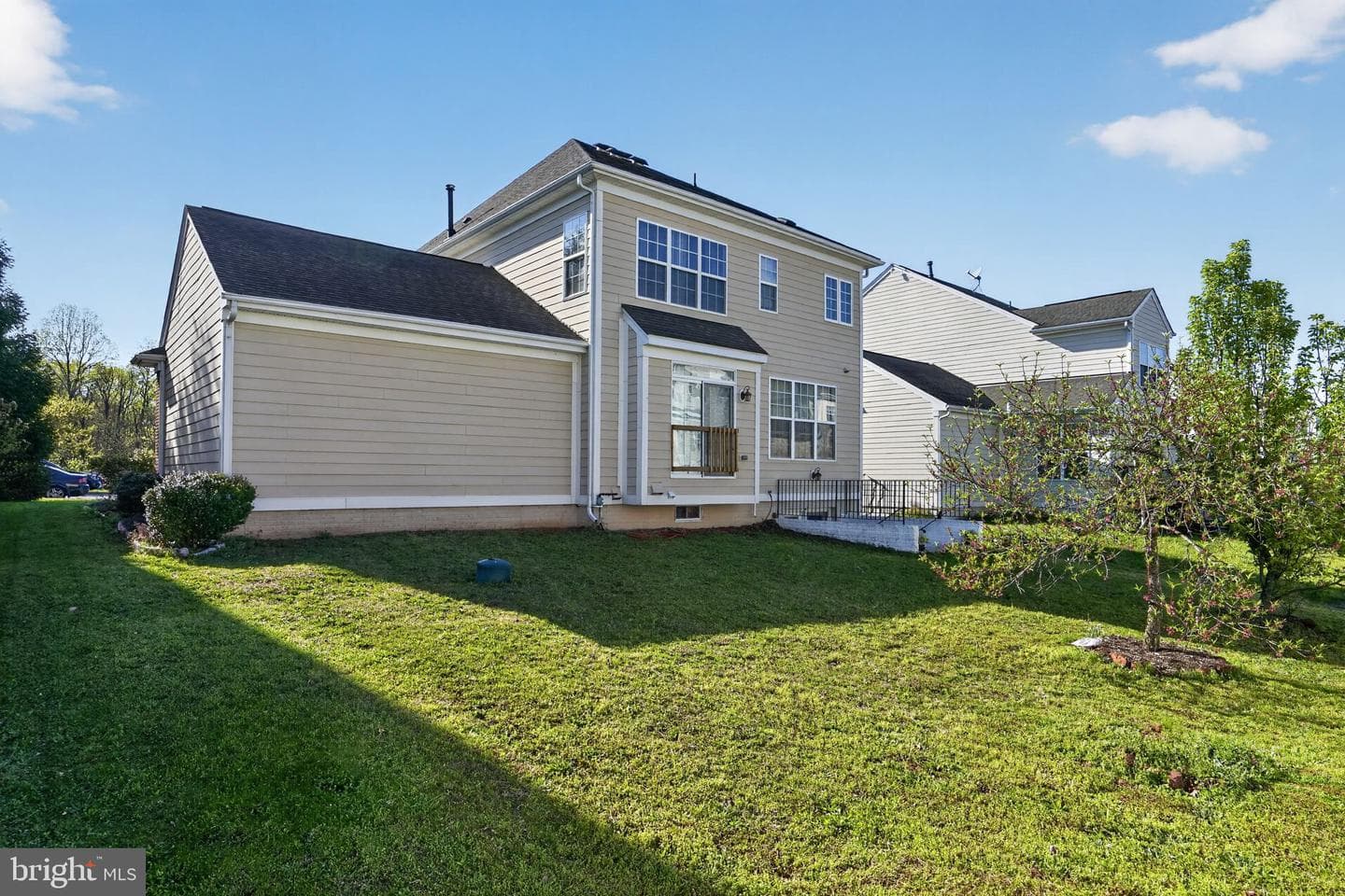 13540 Arcadian Drive photo 2
