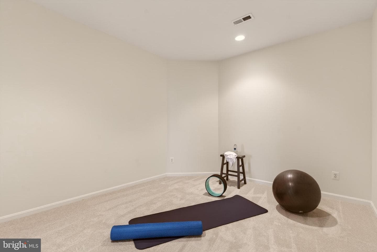 43676 Chicacoan Creek Square photo 14