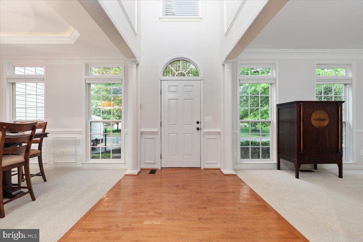 33 Potterfield Drive photo 4