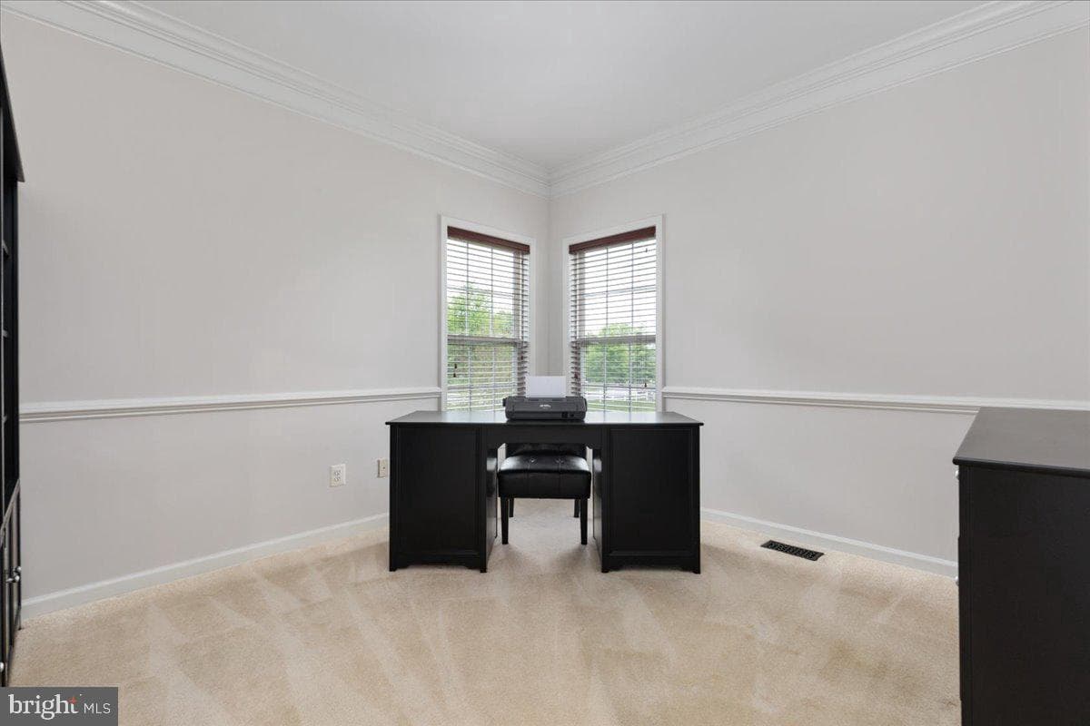 33 Potterfield Drive photo 8