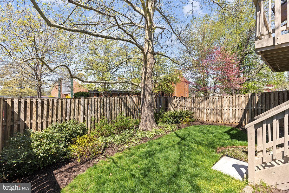 734 Hetzel Terrace SE photo 36