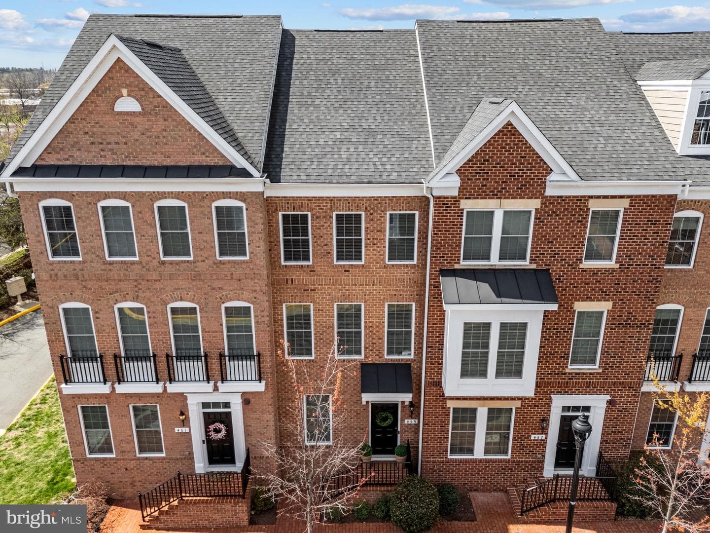 459 Haupt Square SE photo 73