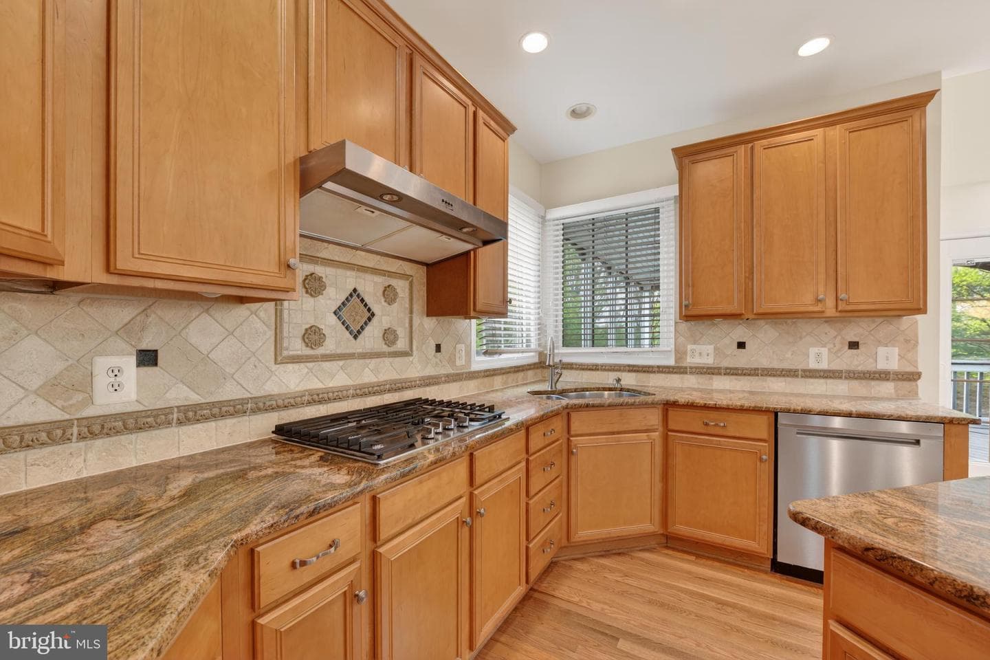 43355 La Belle Place photo 20