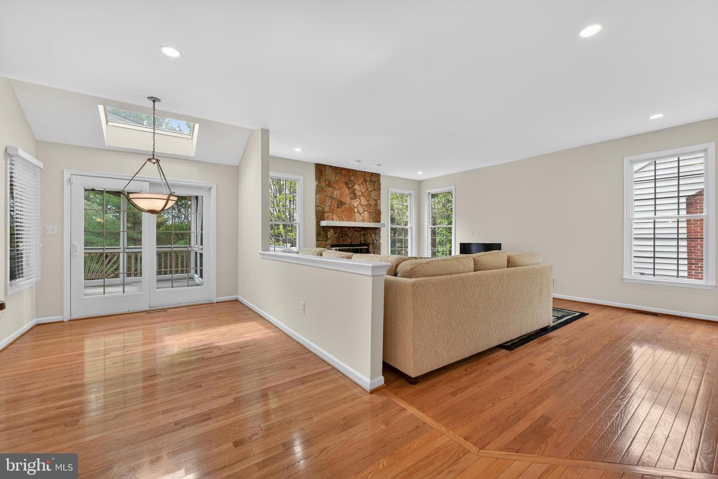 43355 La Belle Place photo 28