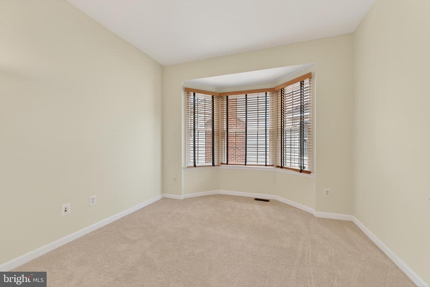 43355 La Belle Place photo 36