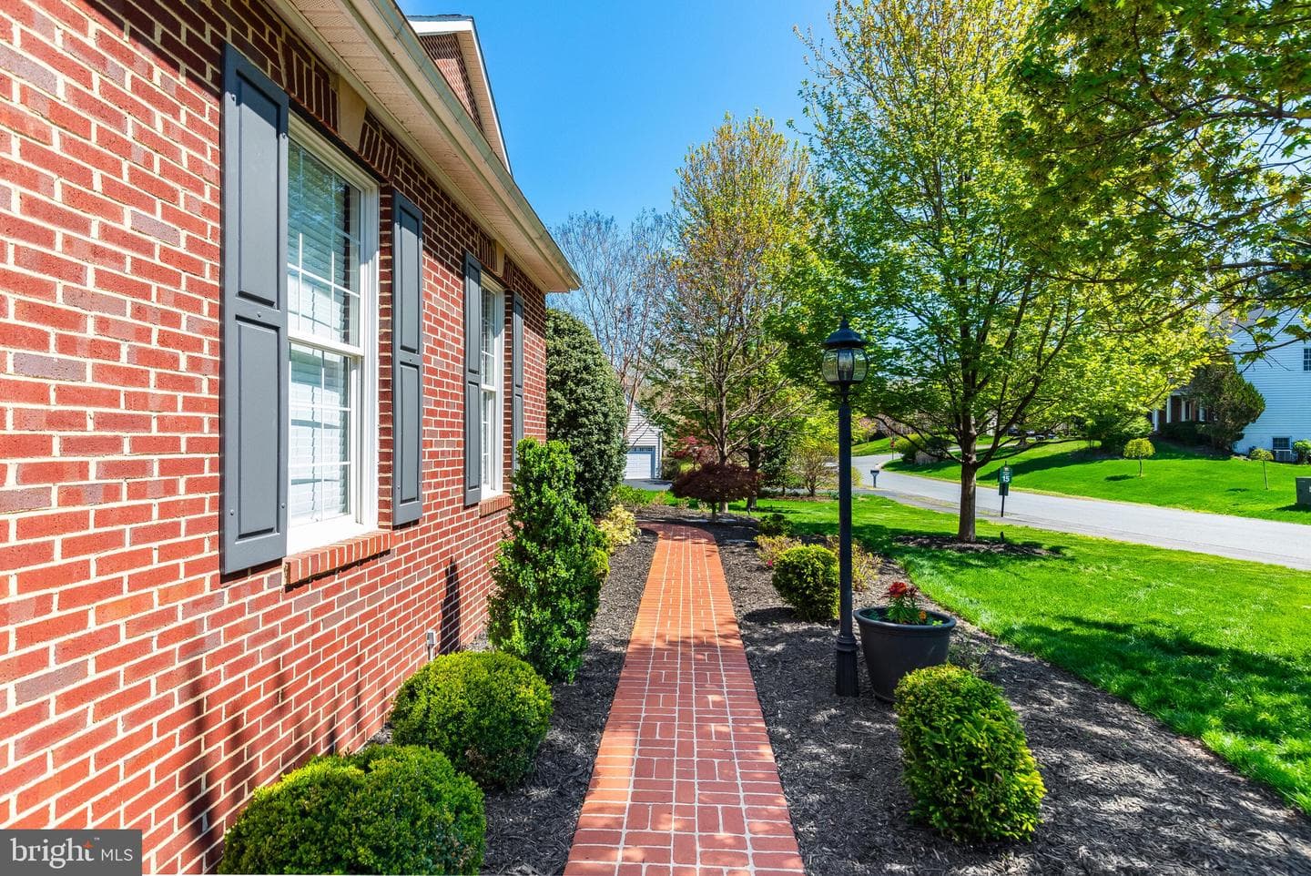 619 Beauregard Drive SE photo 3
