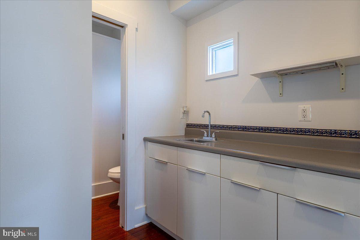 104 Pershing Avenue NW photo 20