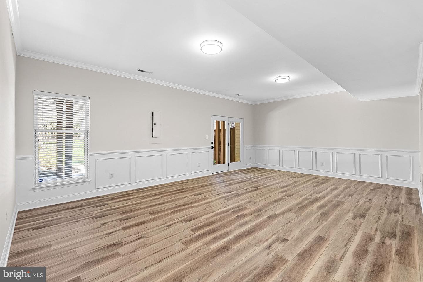 21555 Trowbridge Square photo 46