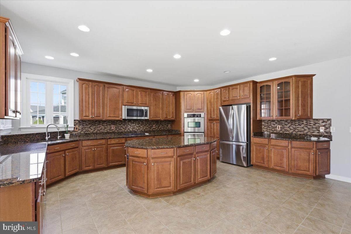 25283 Connor Court photo 9