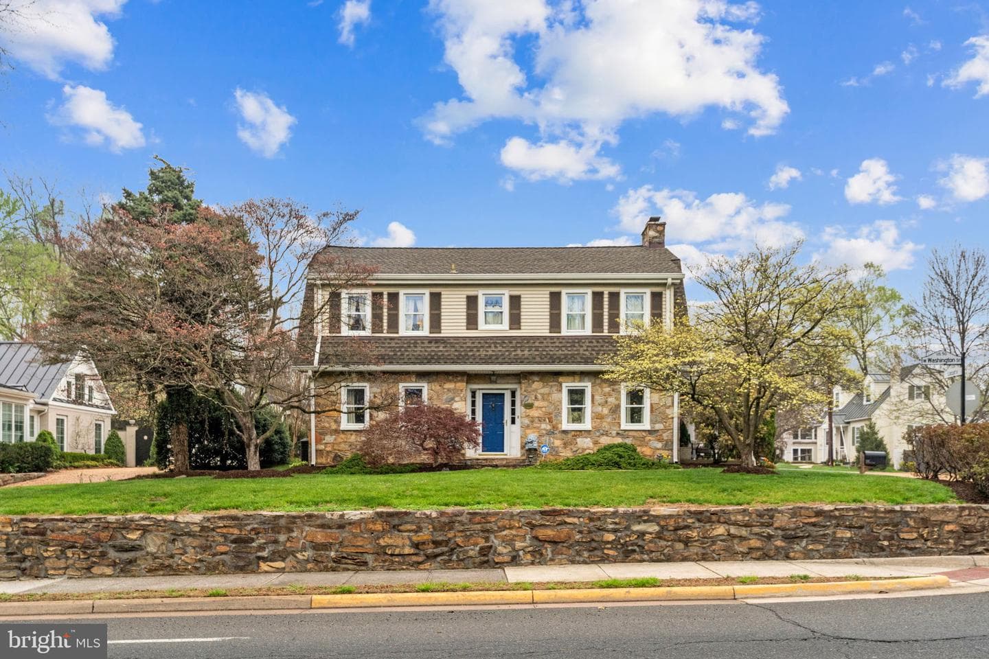 700 W Washington Street, Middleburg