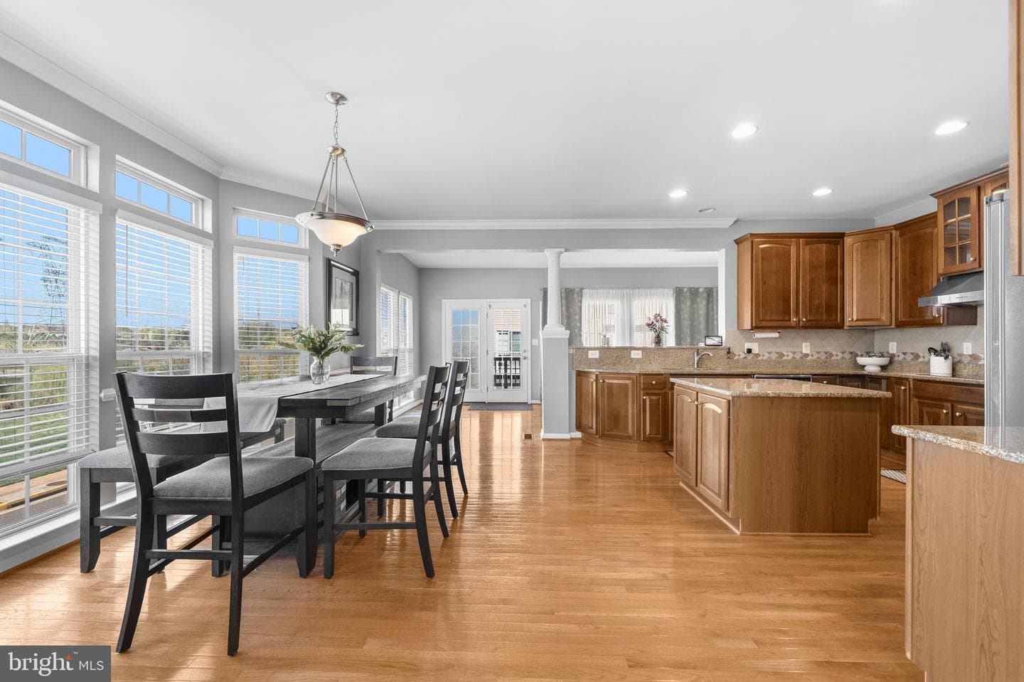 25409 Lisa Terrace photo 13