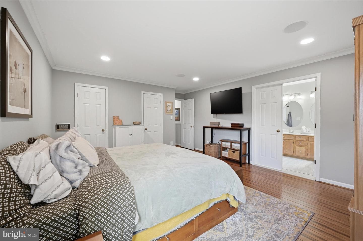 816 Bellview Court NE photo 32