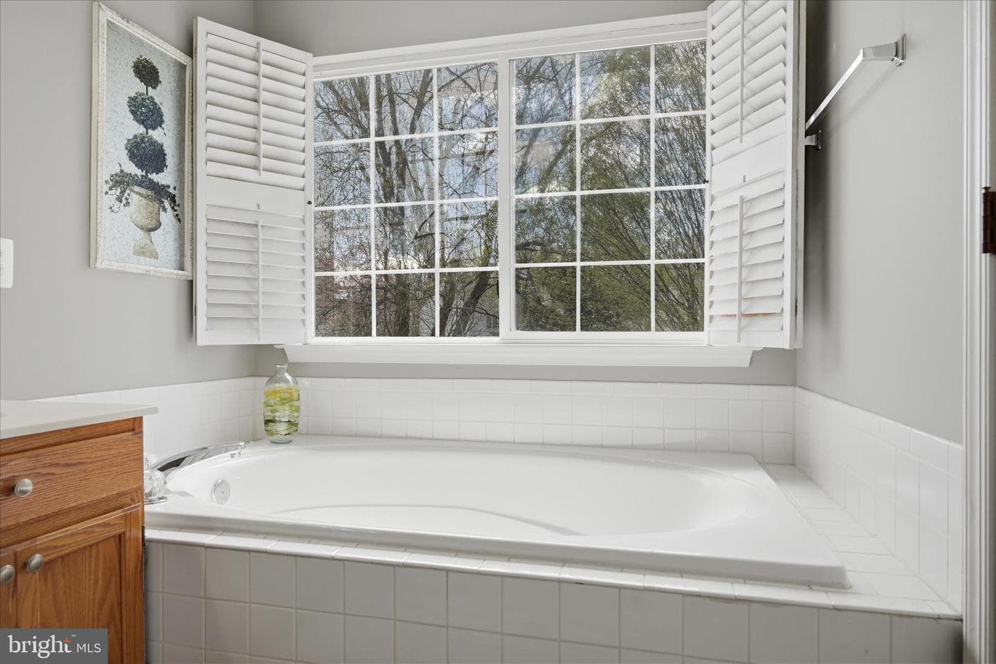 816 Bellview Court NE photo 35