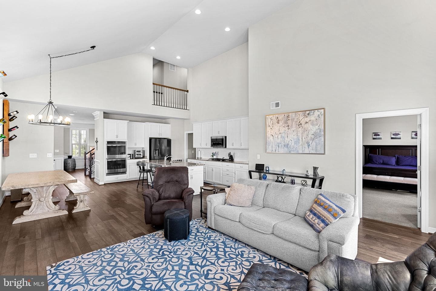 18433 Presidio Place photo 25