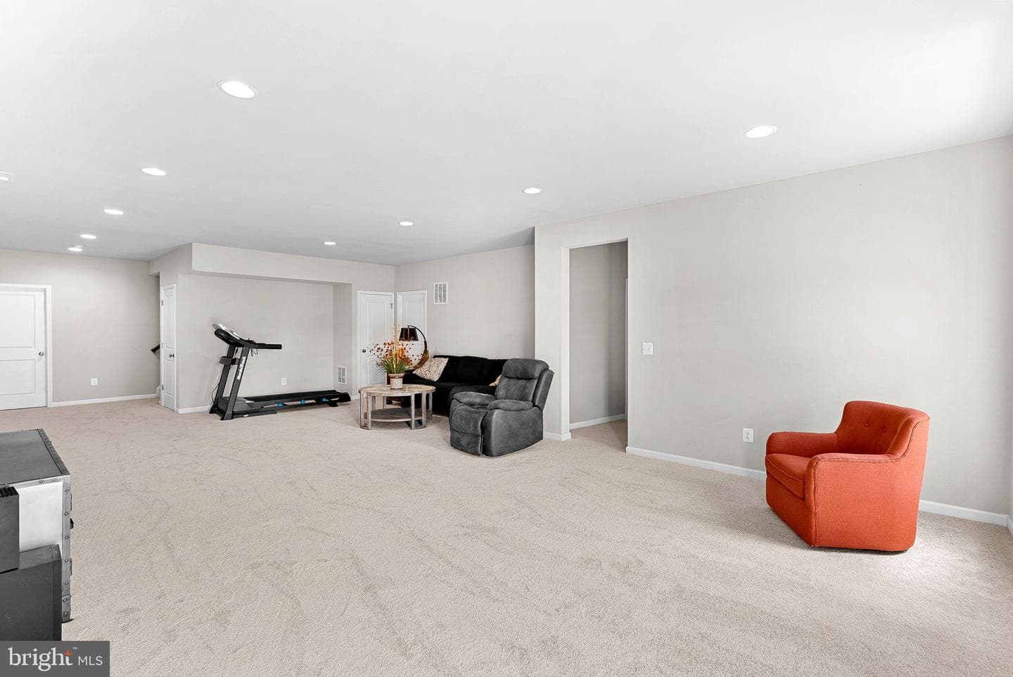 18433 Presidio Place photo 46