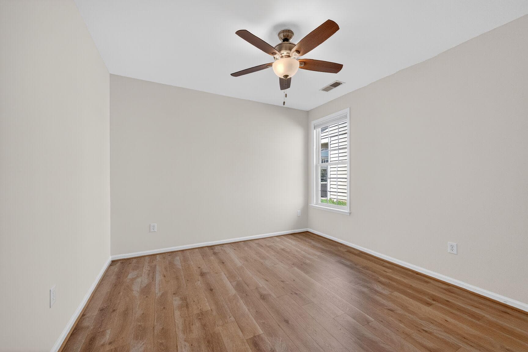 20598 Crescent Pointe Place photo 17