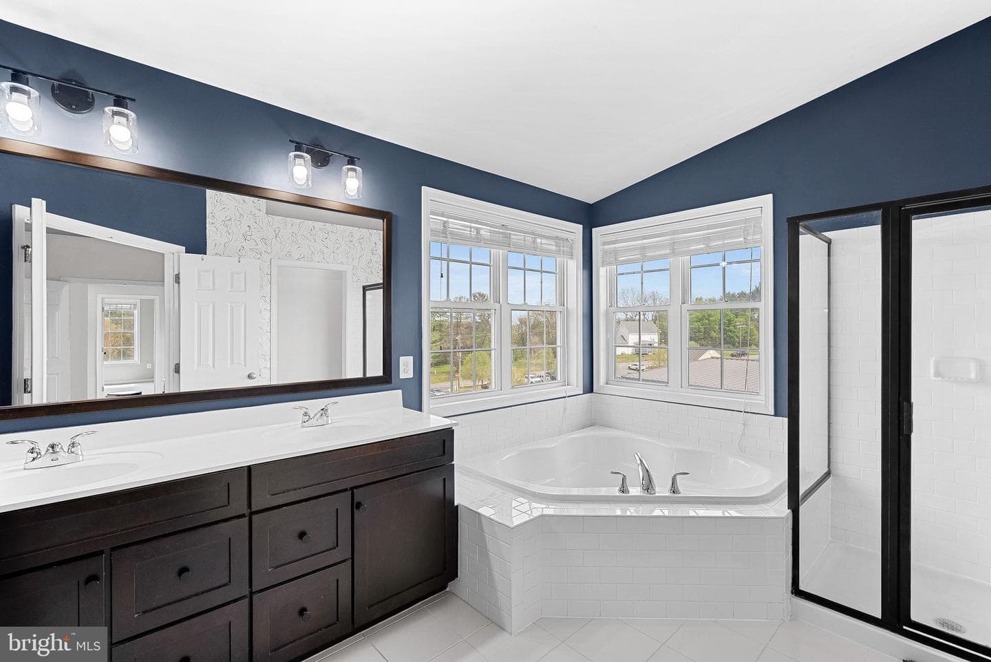 200 Croft Square photo 33