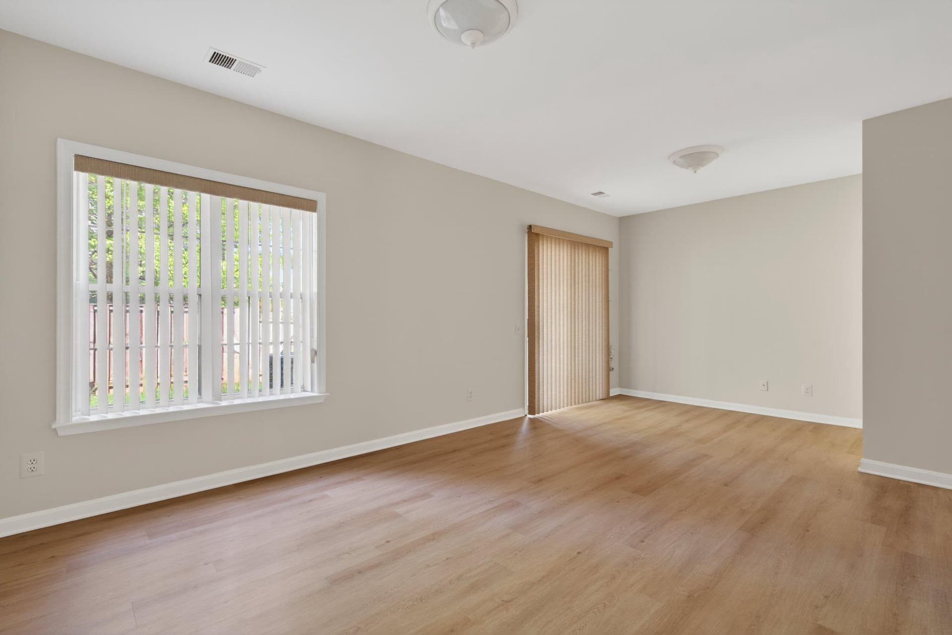 47647 Sandbank Square photo 38