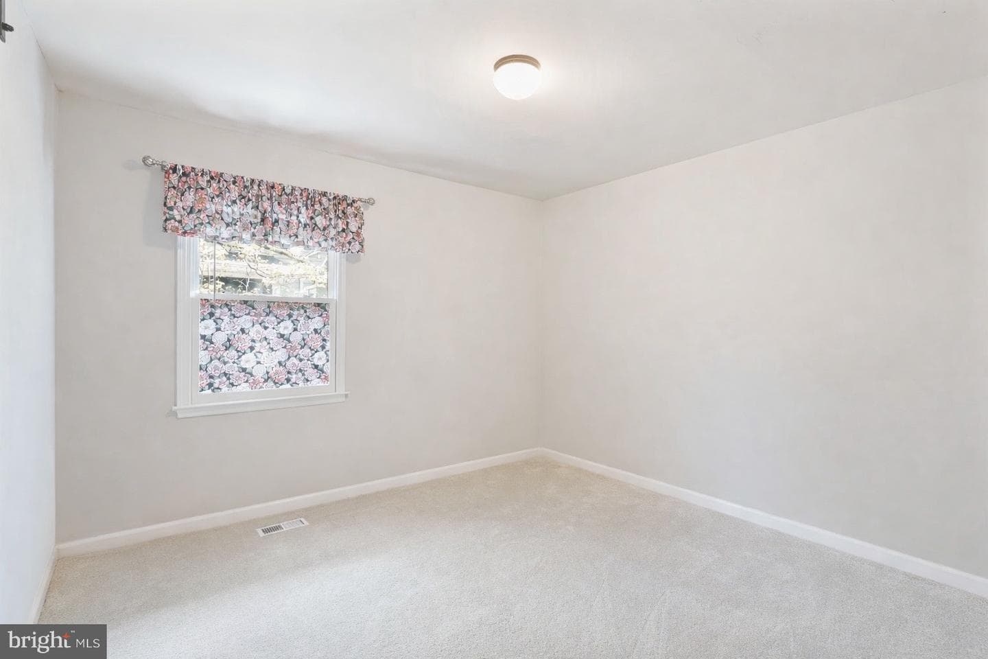 412 S Maple Avenue photo 16