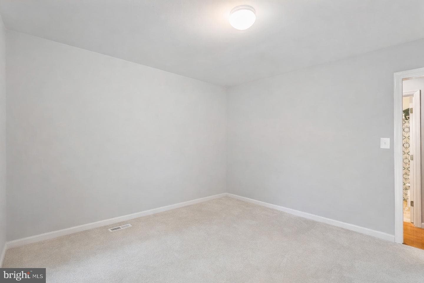412 S Maple Avenue photo 17