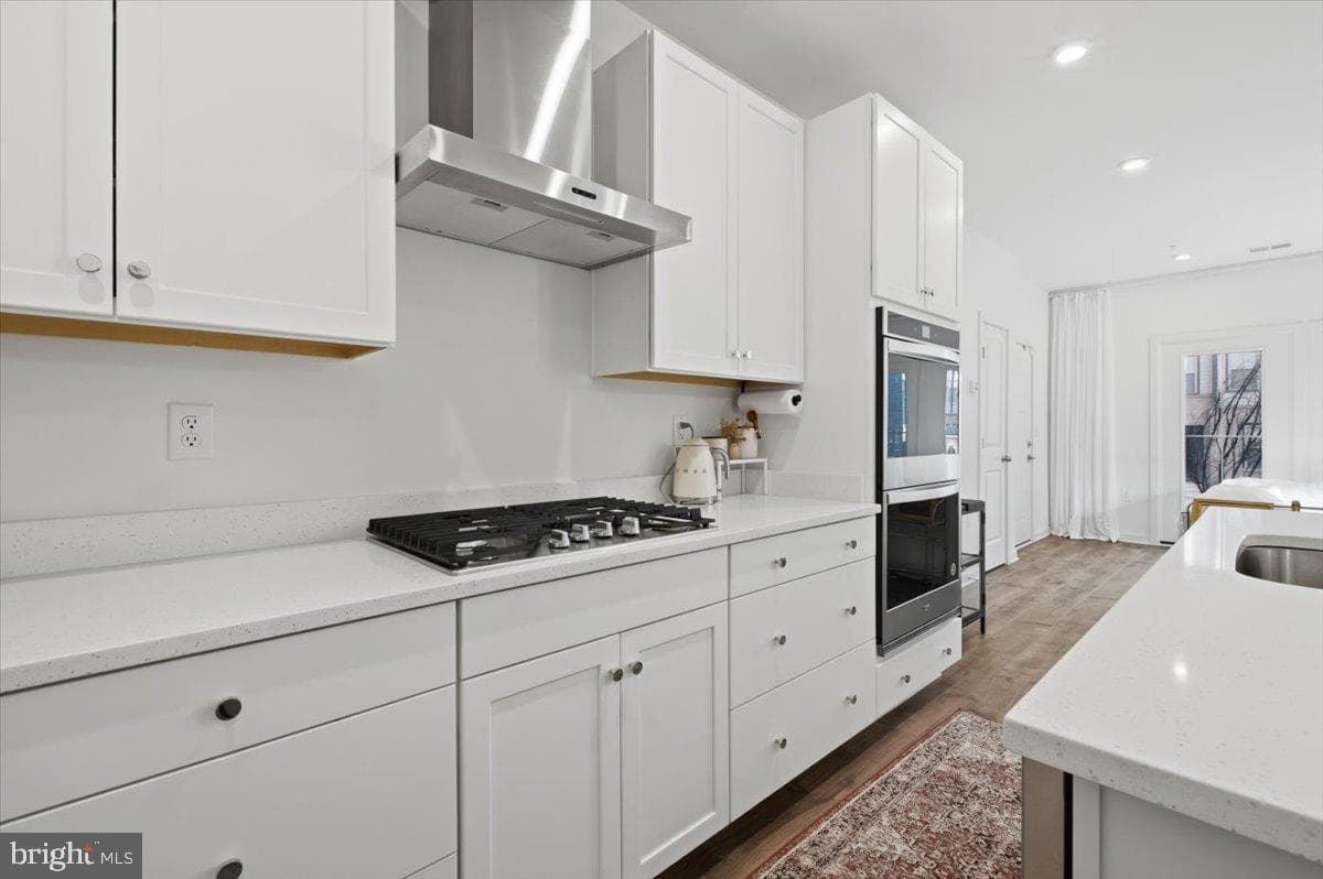 46037 Woodpecker Square photo 11