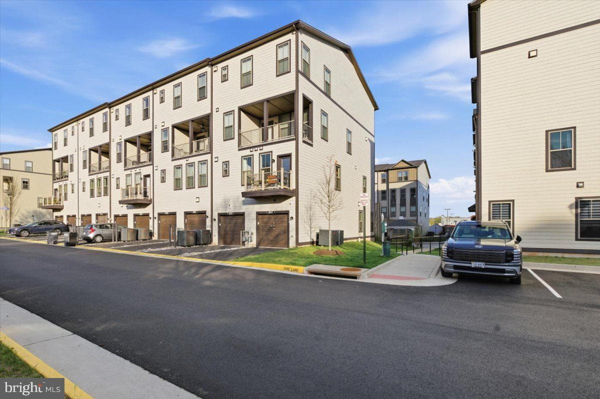 46037 Woodpecker Square photo 30