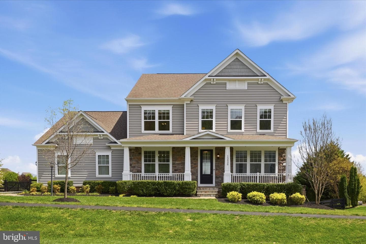 15698 Woodchester Court photo 2
