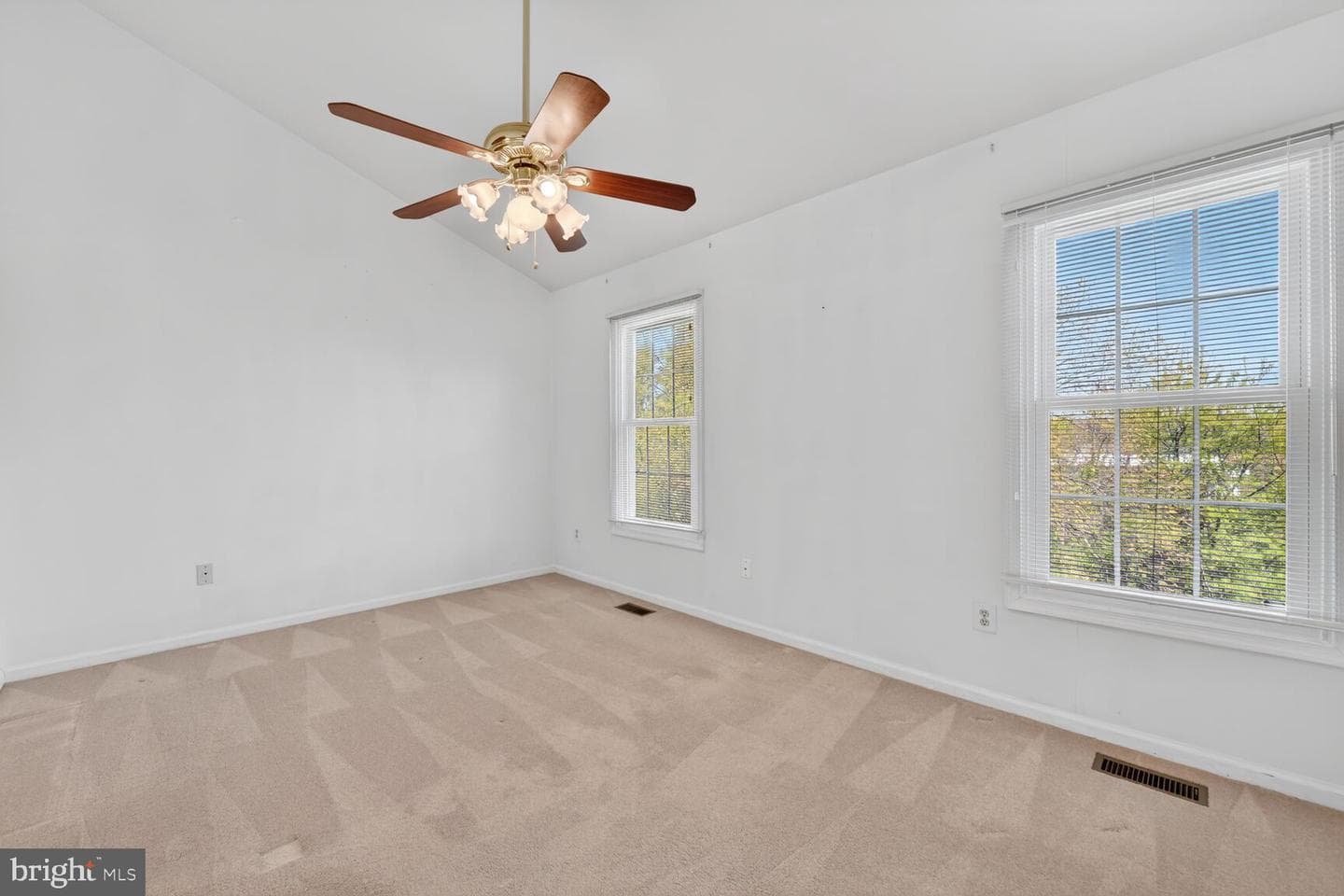 44038 Aberdeen Terrace photo 16