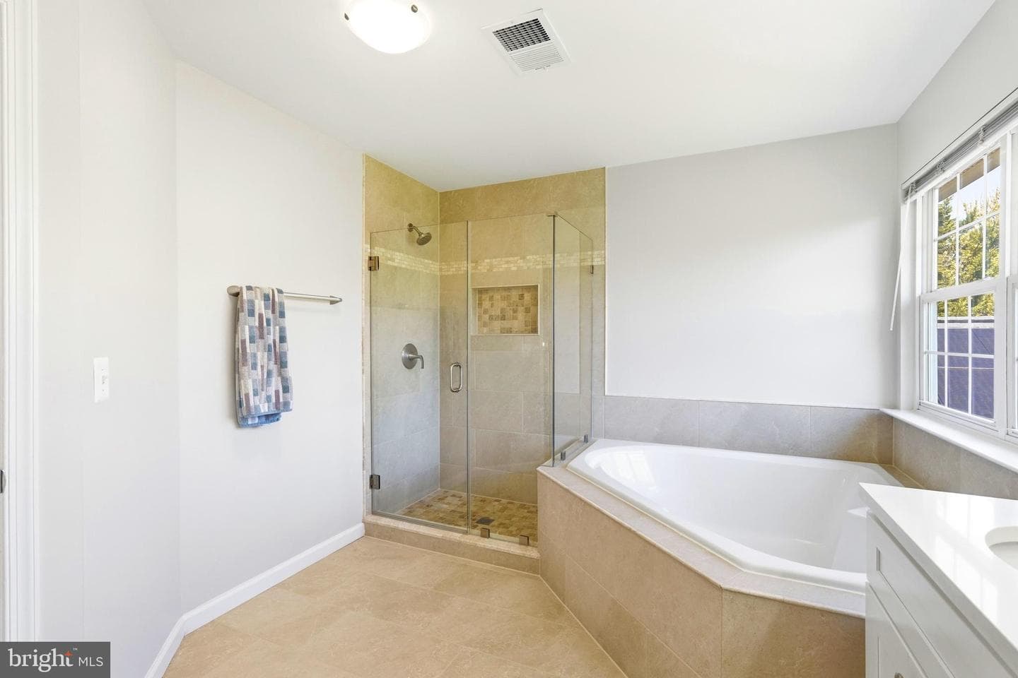 43181 Cardston Place photo 36