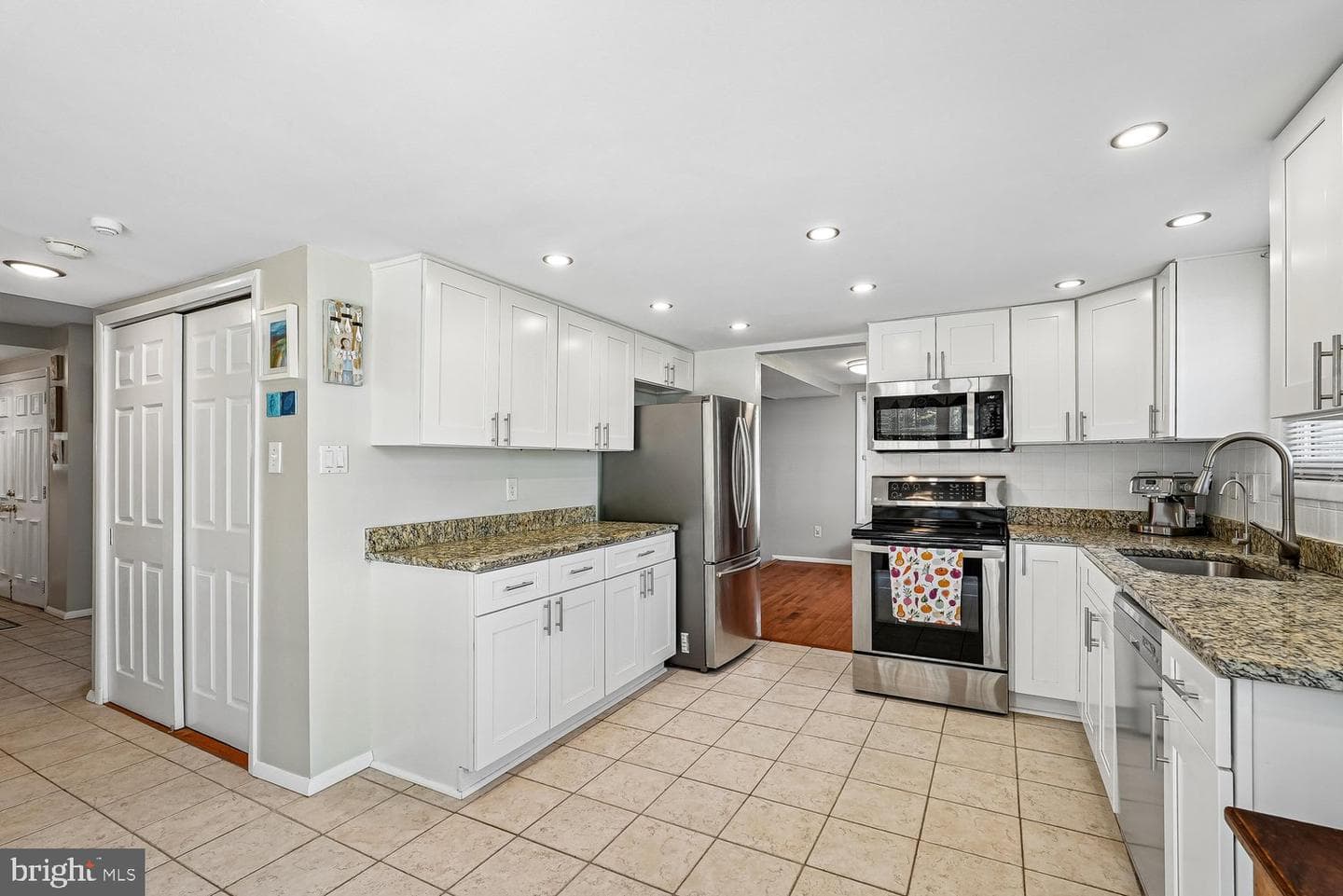 250 E Juniper Avenue E photo 22