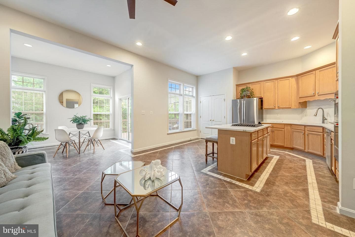 21893 Schenley Terrace photo 15