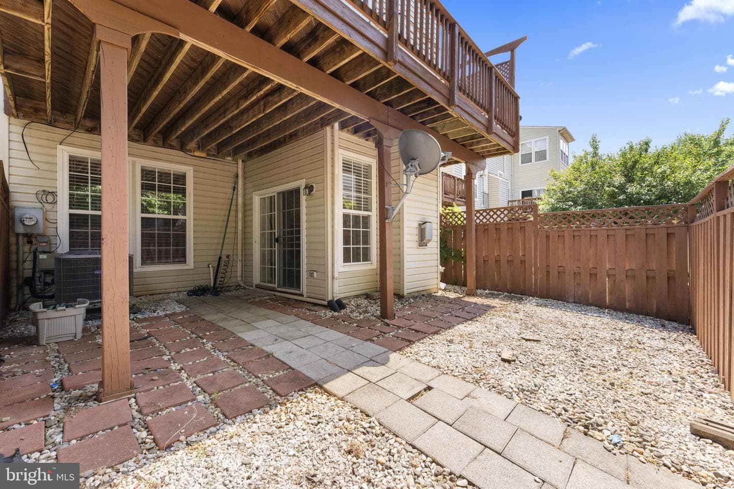 21893 Schenley Terrace photo 4