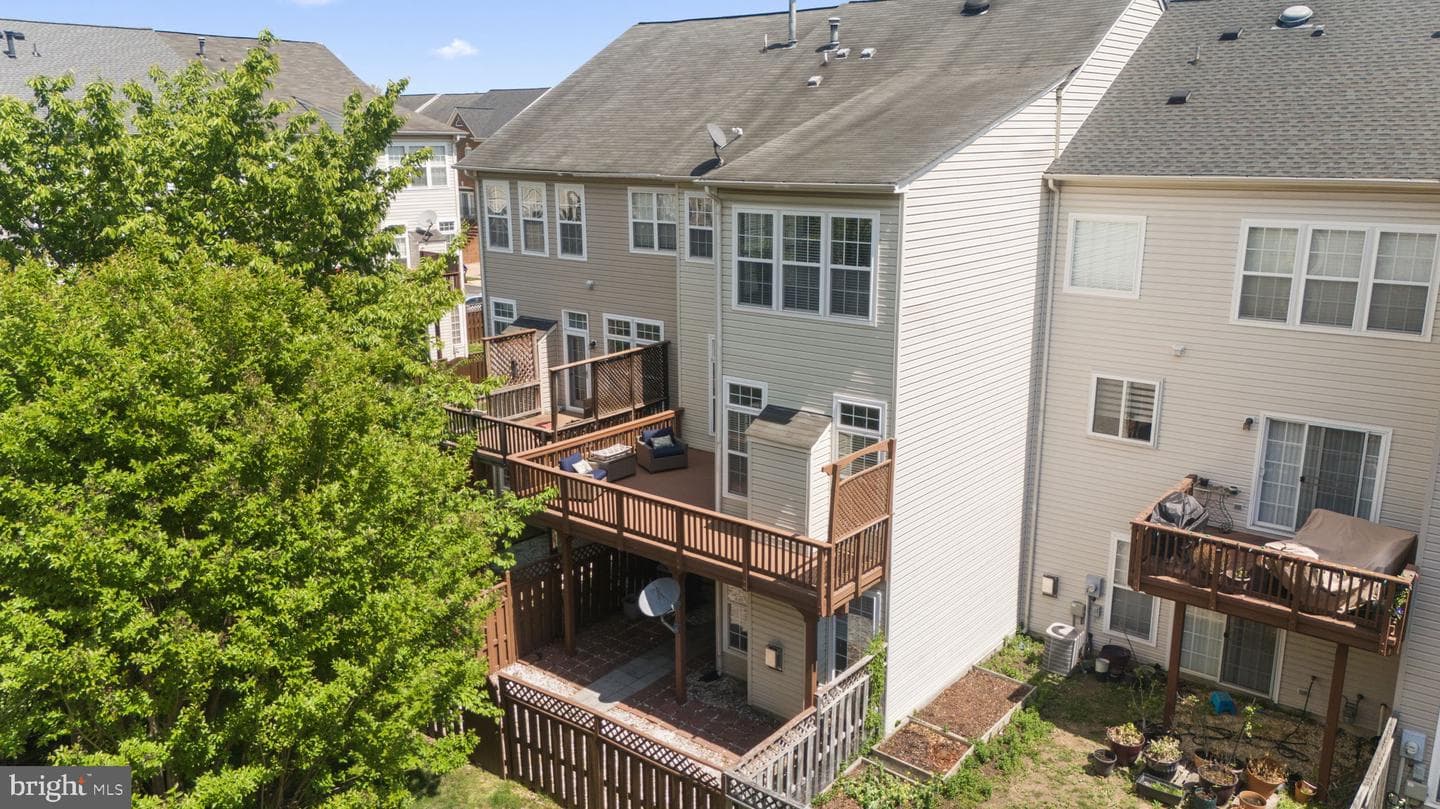 21893 Schenley Terrace photo 43