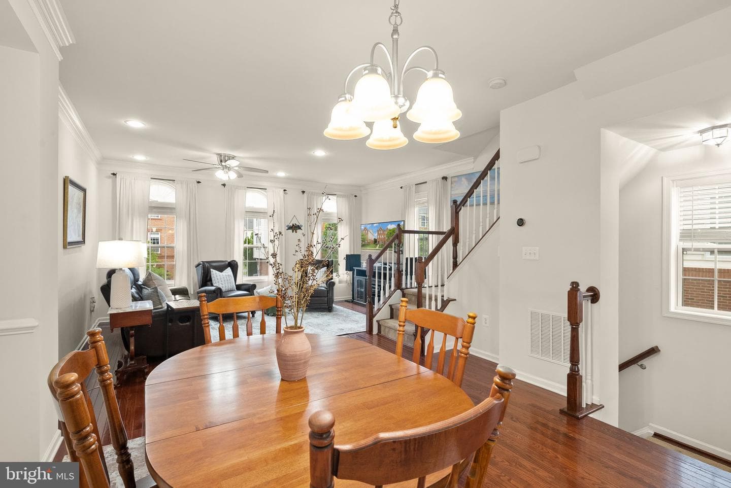 23128 Dunlop Heights Terrace photo 20