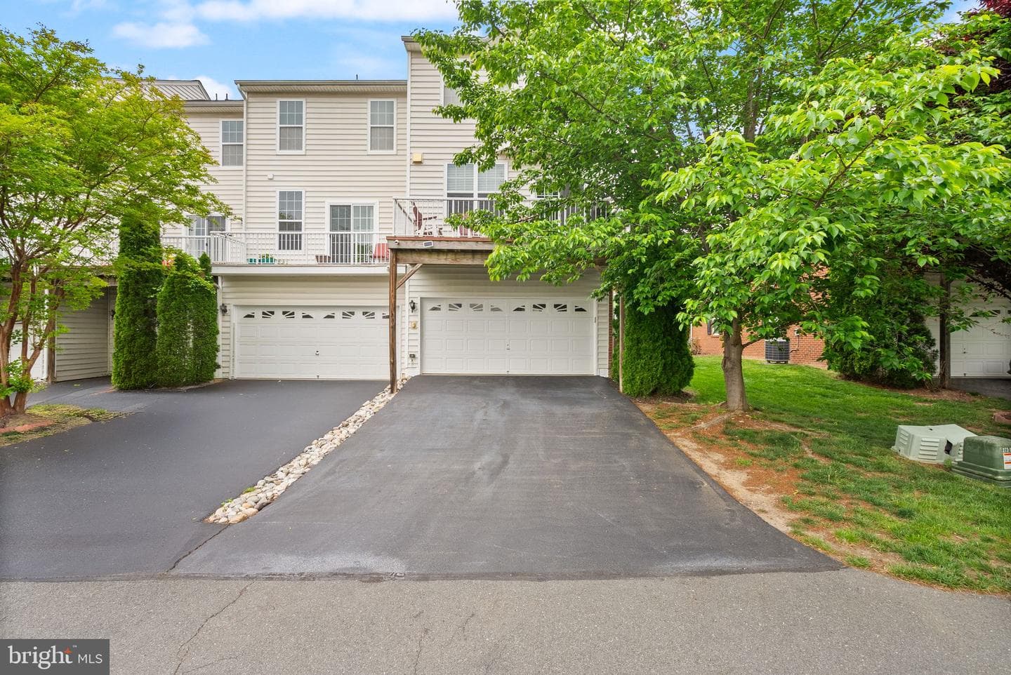23128 Dunlop Heights Terrace photo 37