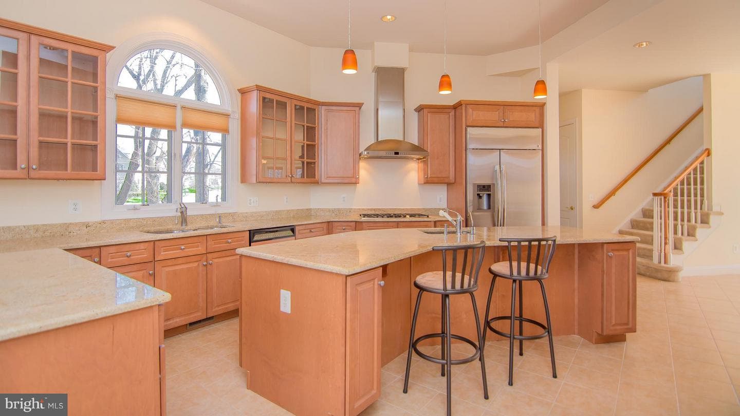 18208 Shinniecock Hills Place photo 9