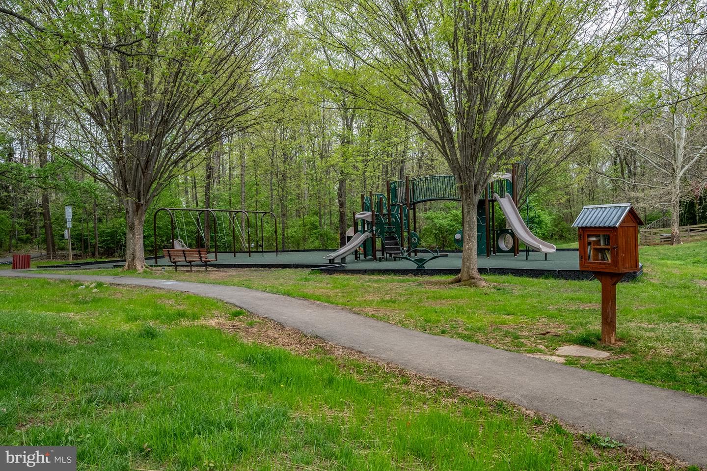 5 Dudley Court photo 48