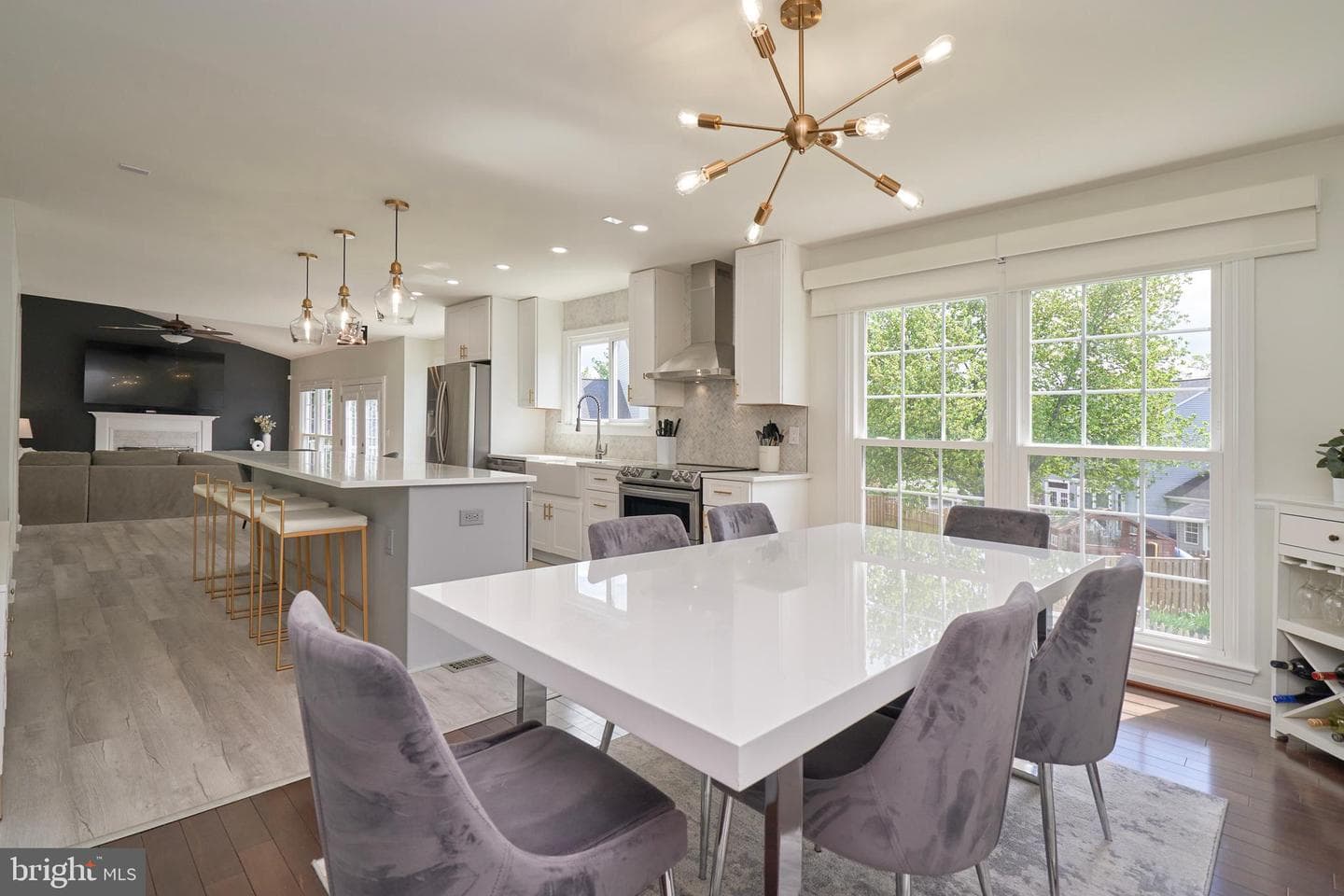 1303 Garrison Court NE photo 12