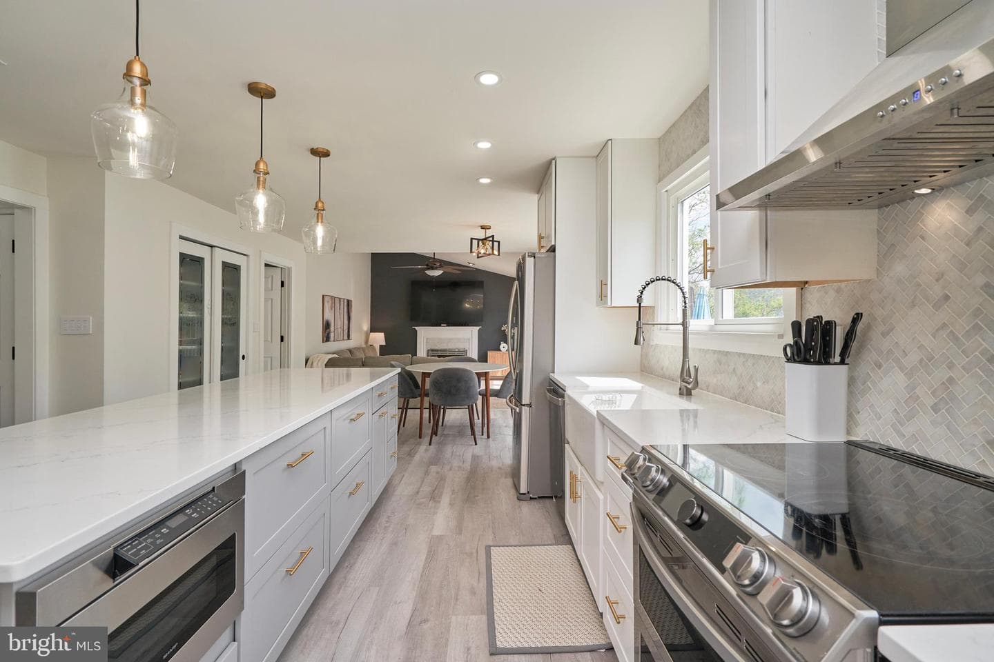 1303 Garrison Court NE photo 13