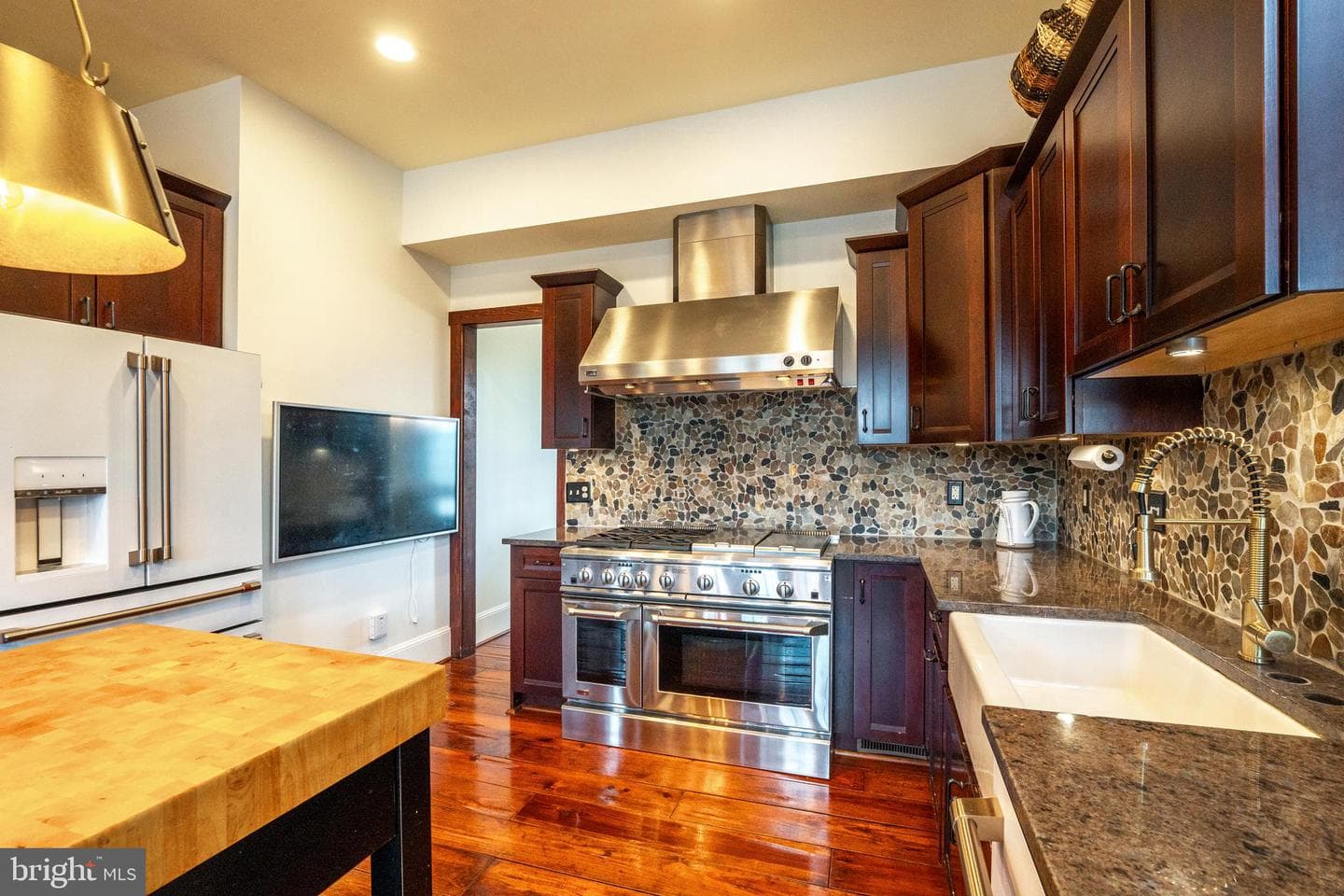 15718 Old Waterford Road photo 27