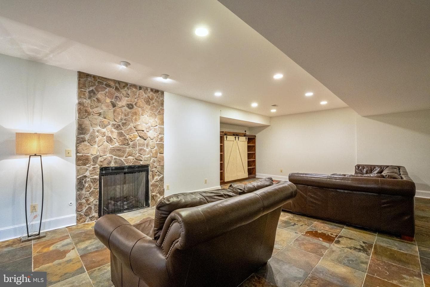 15718 Old Waterford Road photo 59