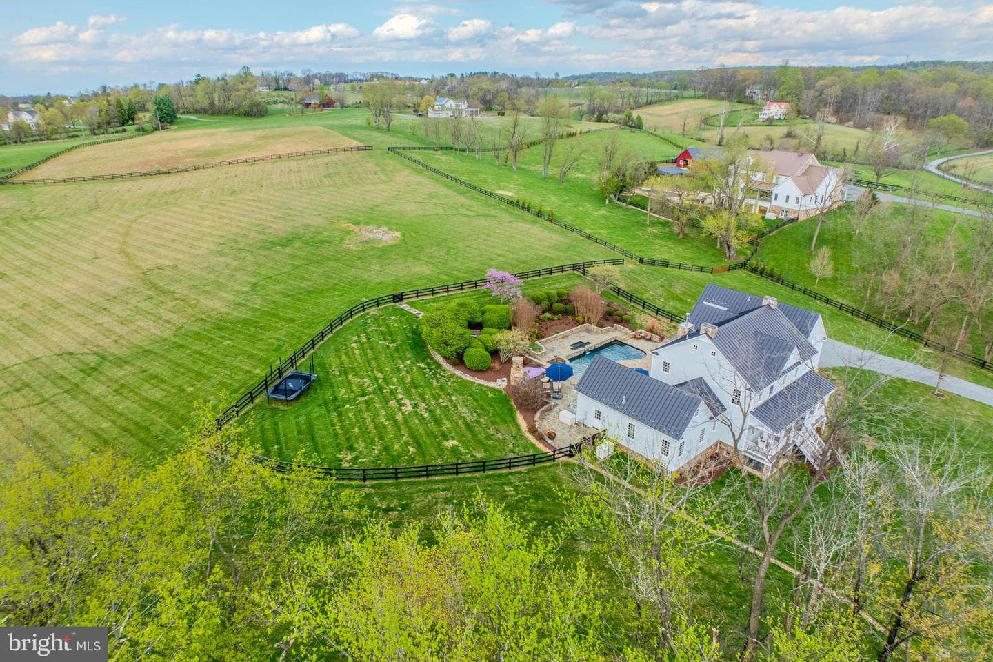 15718 Old Waterford Road photo 68