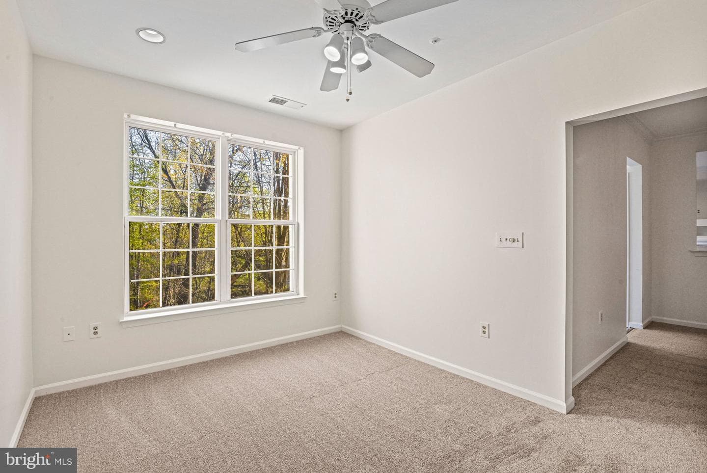 20933 Cedarpost Square #203 photo 10