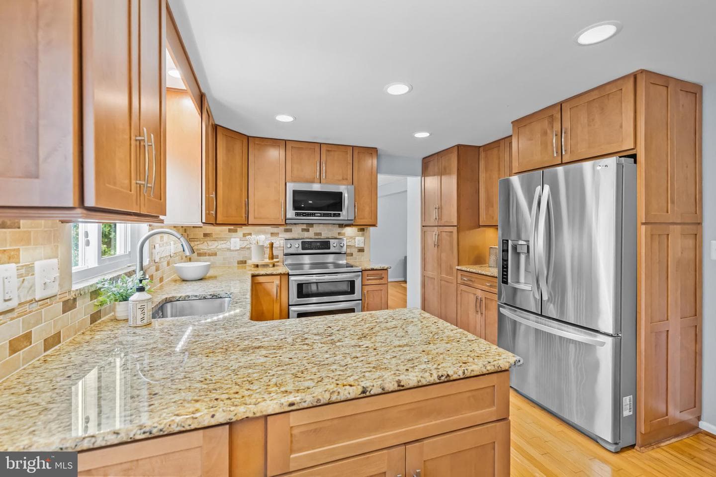 342 Samantha Drive photo 13