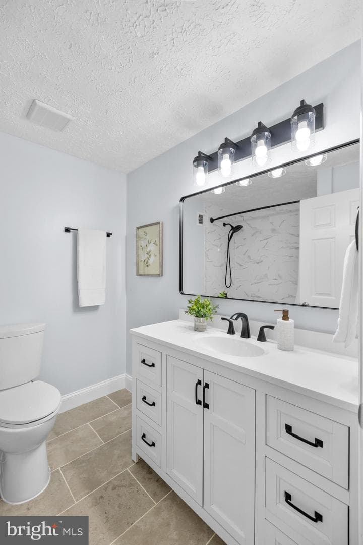 342 Samantha Drive photo 43