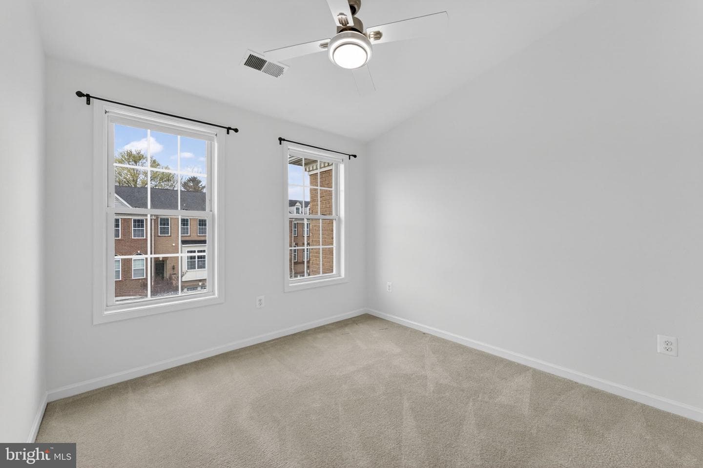 206 Croft Square photo 42