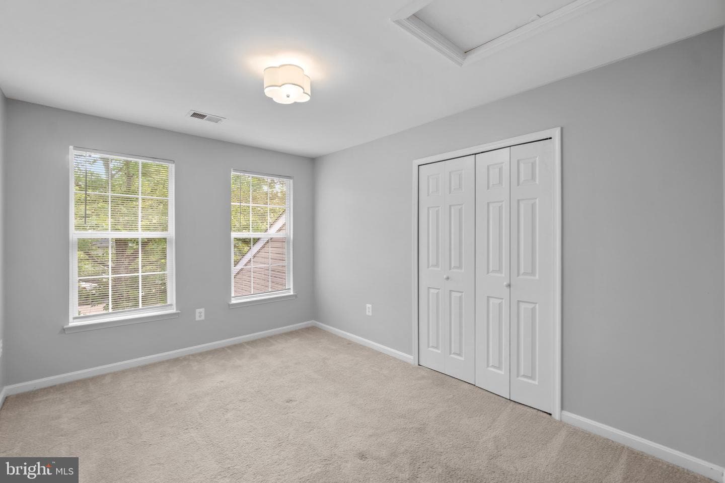 17538 Falls Place photo 36