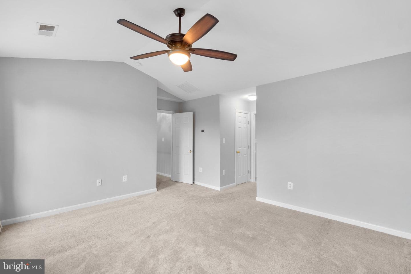 17538 Falls Place photo 40
