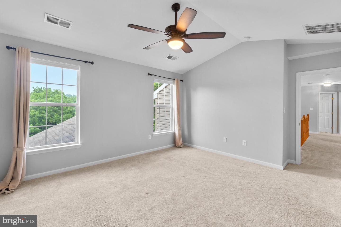 17538 Falls Place photo 41